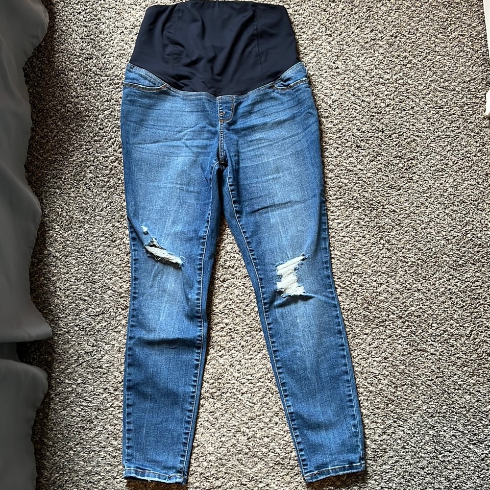 Maternity skinny jeans